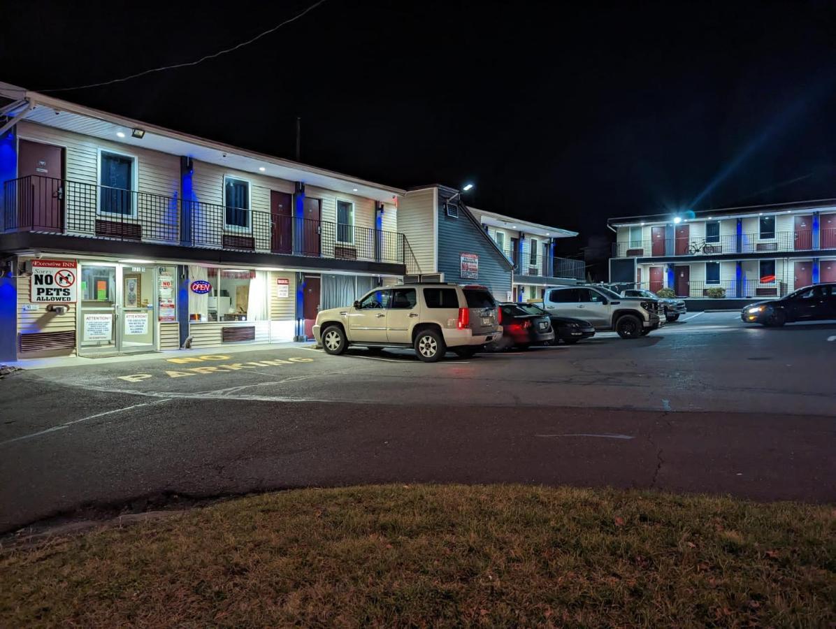 Executive Inn Coopersburg Exterior photo