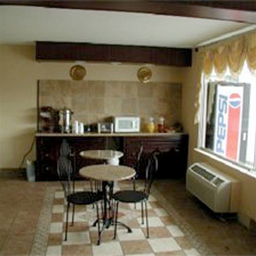 Executive Inn Coopersburg Restaurant photo