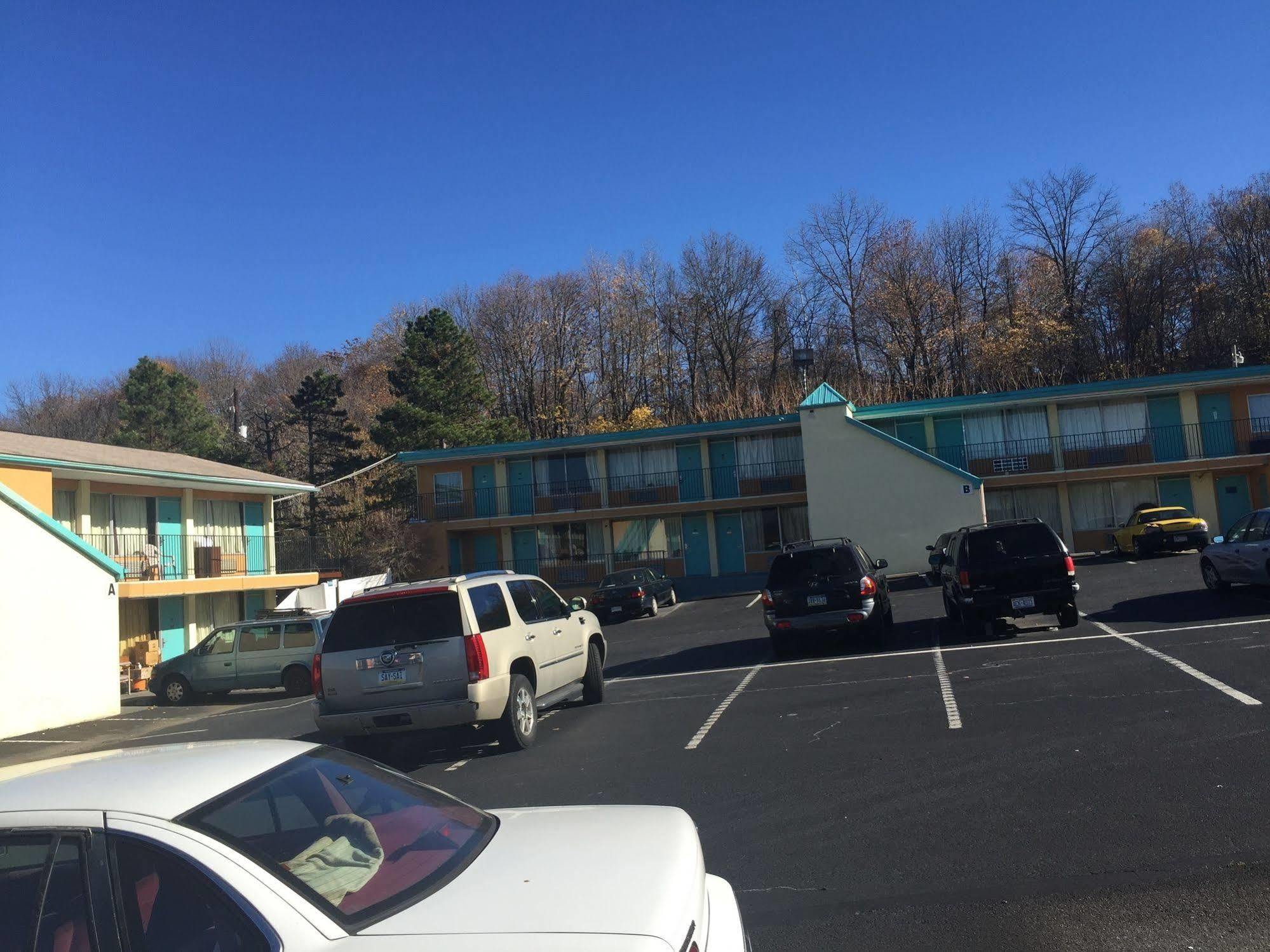 Executive Inn Coopersburg Exterior photo